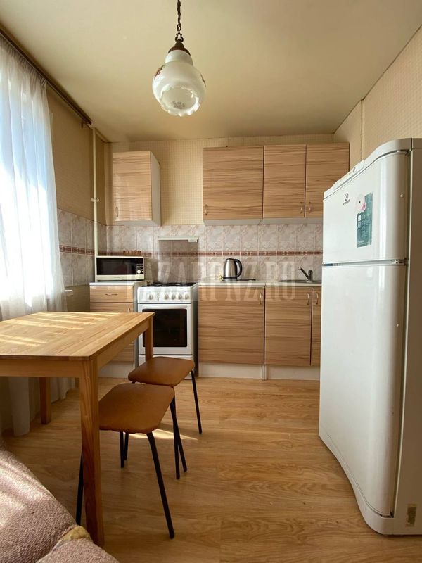 Сдам 1-комн. кв. по ул. Попова, 8 (сутки/часы). Собственник. Wi-Fi