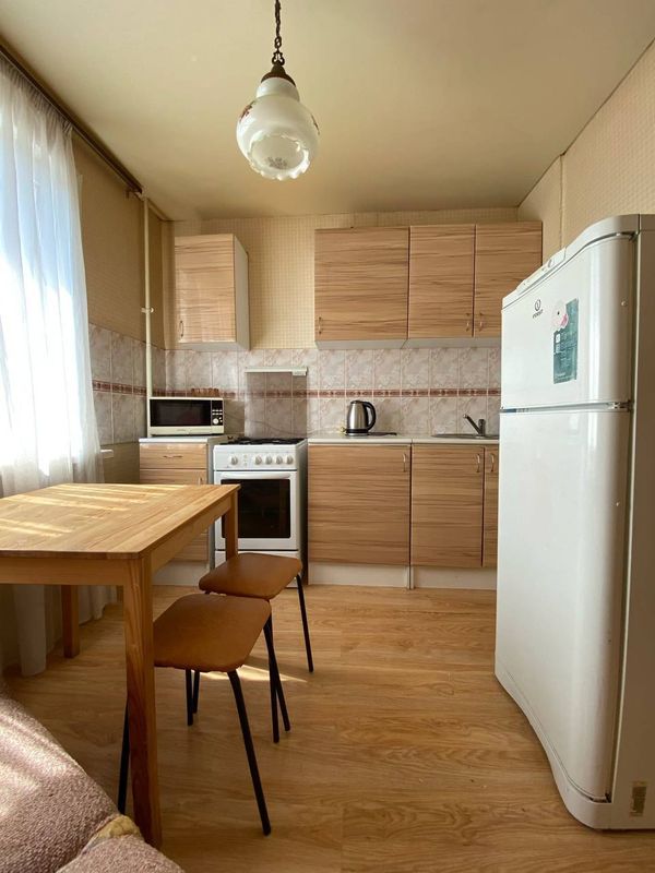 Сдам 1-комн. кв. по ул. Попова, 8 (сутки/часы). Собственник. Wi-Fi